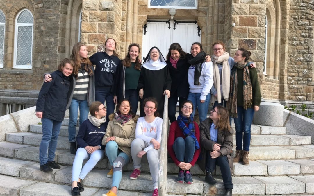 DES ELEVES DE STAN A L’ABBAYE